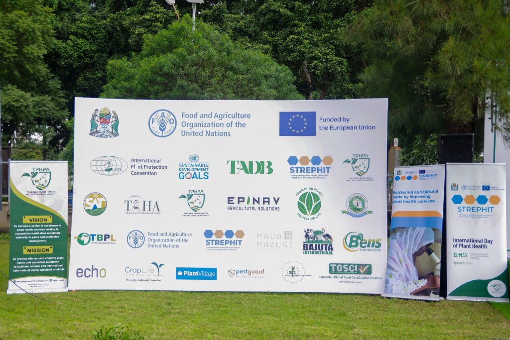 INTERNATIONAL PLANT HEALTH DAY WITH EXHIBITIONS OF AGRICULTURAL ORGANIZATIONS